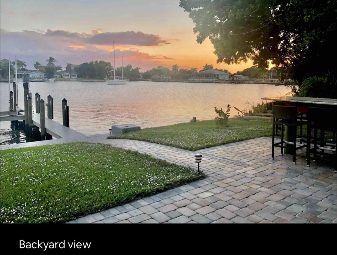 Cozy Home With One Bedroom Cape Coral Exterior photo